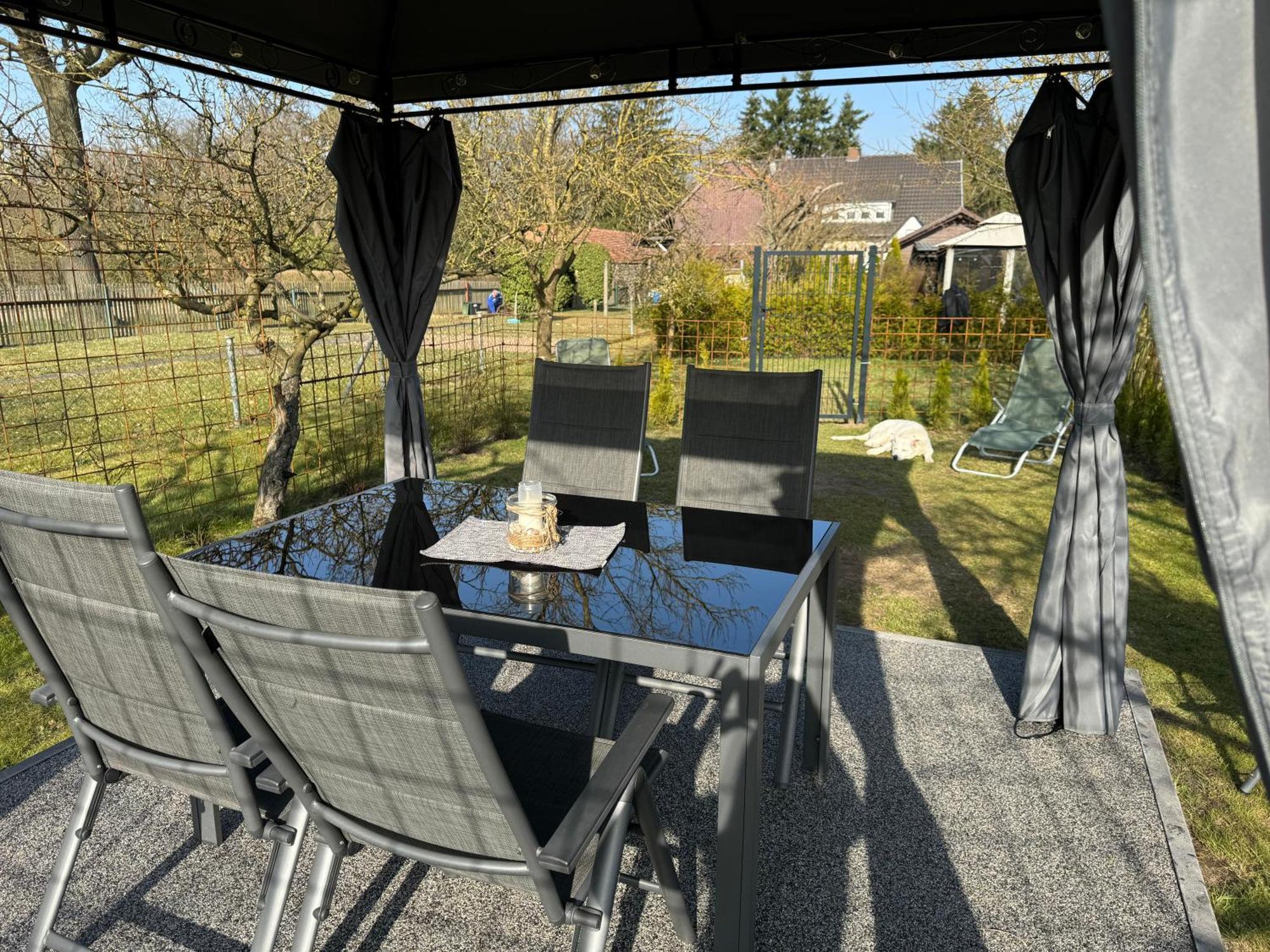 Ferienwohnung Am See Dillich - Eigener Garten - Ruhige Lage - Natur Vor Der Haustuer Borken  Exterior photo